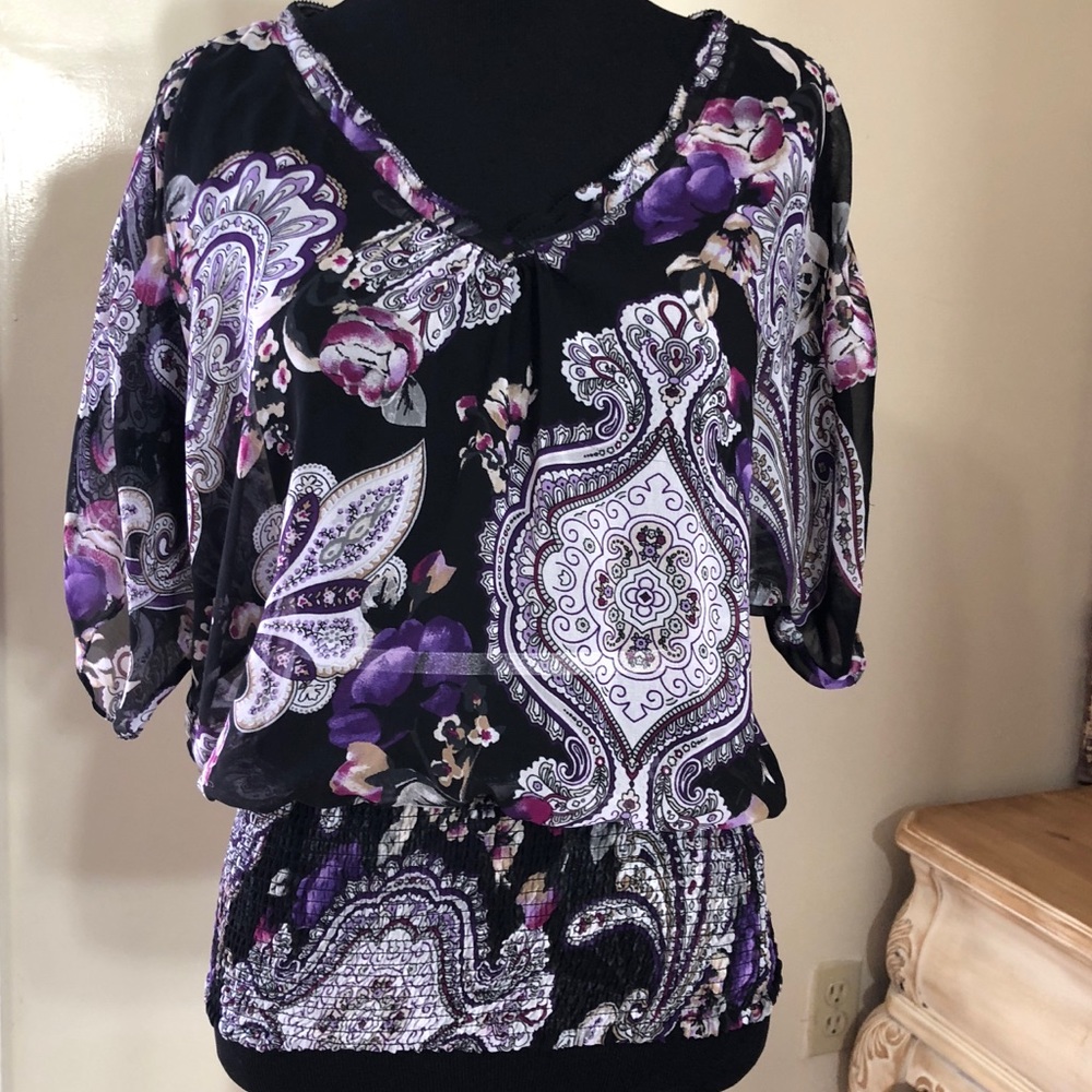 Gauzy top